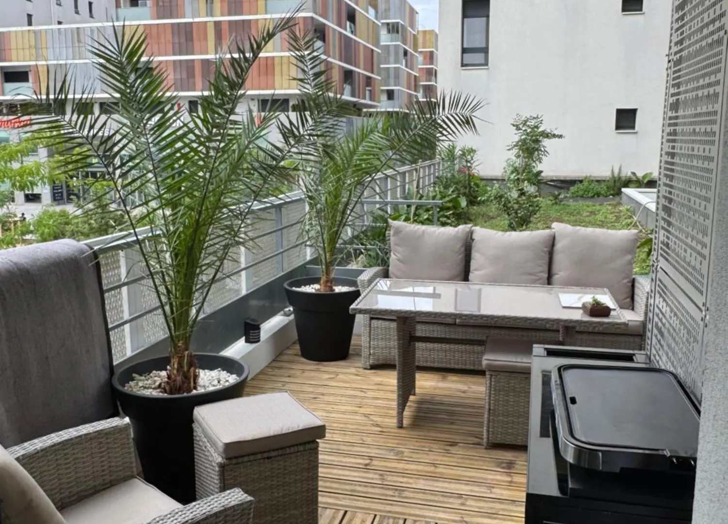 Garden Suite Toulouse Apartment
