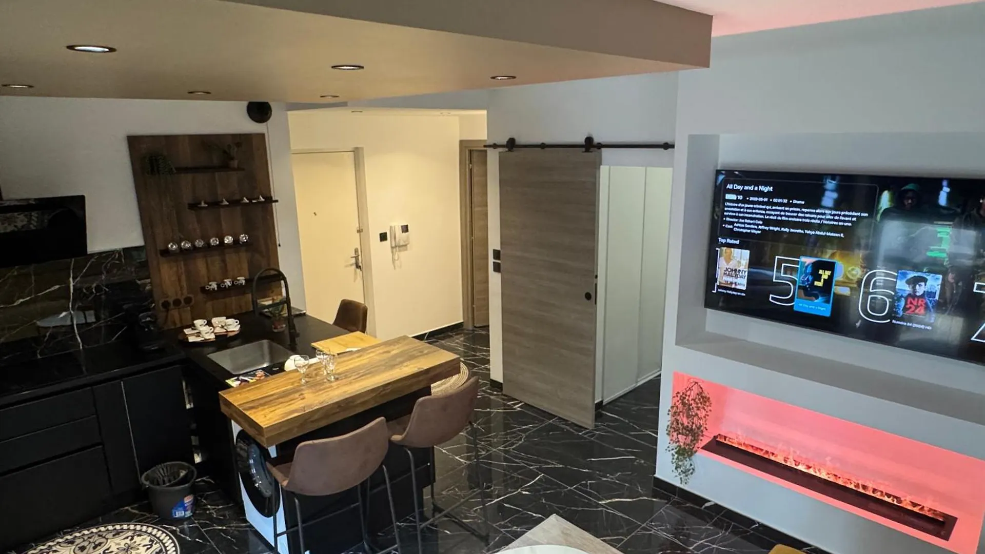 Garden Suite Toulouse 0*,  Frankreich